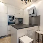 Apartmán Alexandra Palace-4 By Interhome Cannes