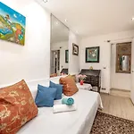 Alexandra Palace-4 By Interhome *