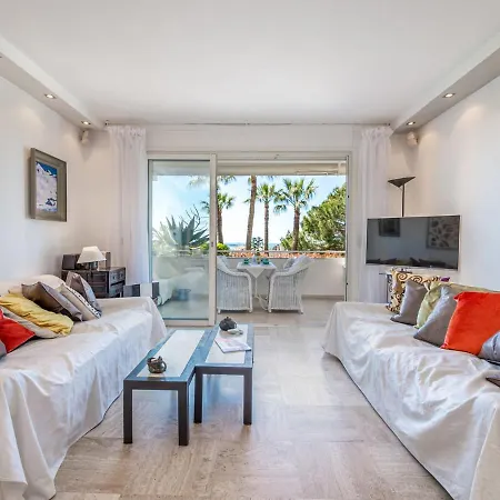 Alexandra Palace-4 By Interhome Apartment *